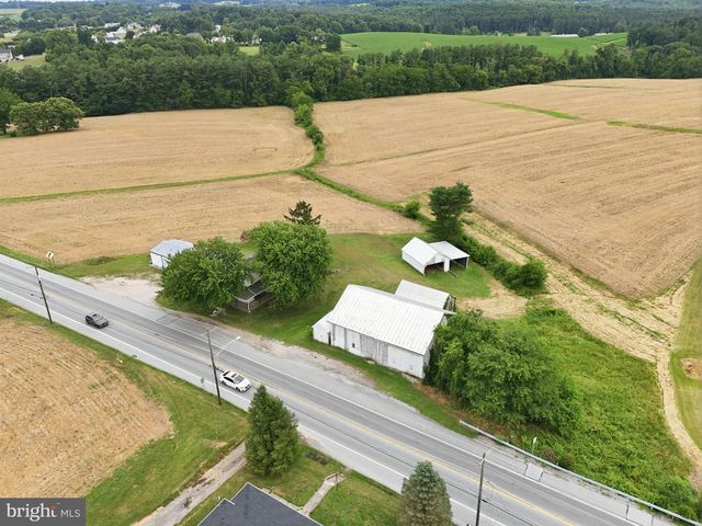 3055 BALTIMORE PIKE, Hanover, PA 17331