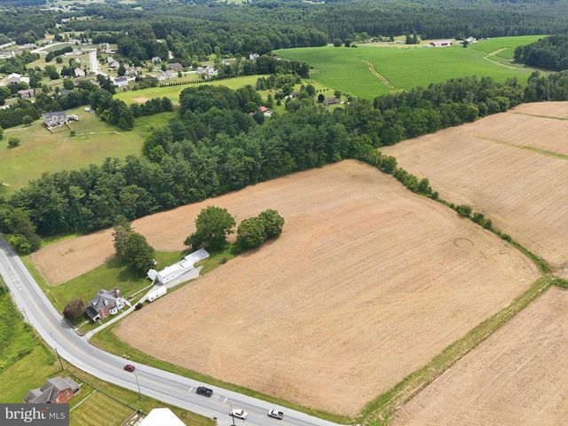 3055 BALTIMORE PIKE, Hanover, PA 17331