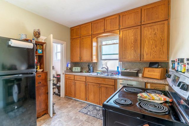 123 HARRISON STREET, Neenah, WI 54956