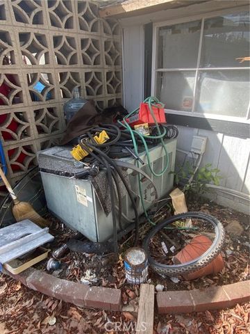 214 S Avenue 66, Los Angeles, CA 90042