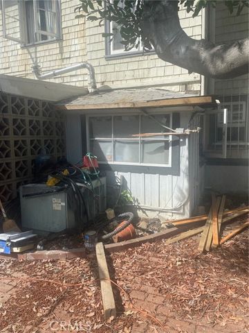 214 S Avenue 66, Los Angeles, CA 90042