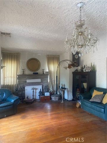 214 S Avenue 66, Los Angeles, CA 90042