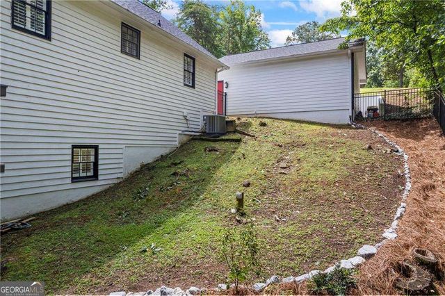 88 Toto Creek Drive W, Dawsonville, GA 30534