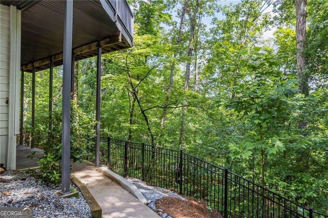 88 Toto Creek Drive W, Dawsonville, GA 30534