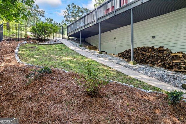 88 Toto Creek Drive W, Dawsonville, GA 30534