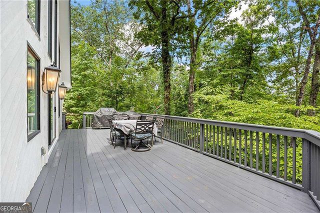 88 Toto Creek Drive W, Dawsonville, GA 30534