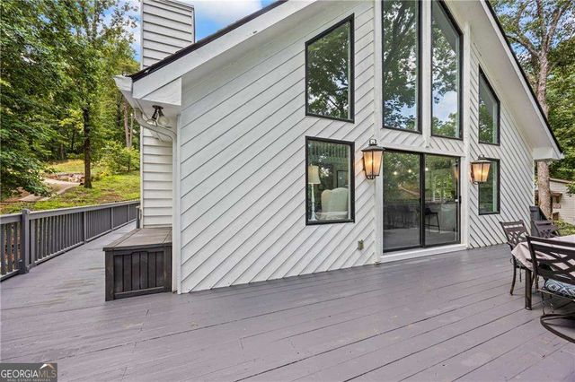 88 Toto Creek Drive W, Dawsonville, GA 30534