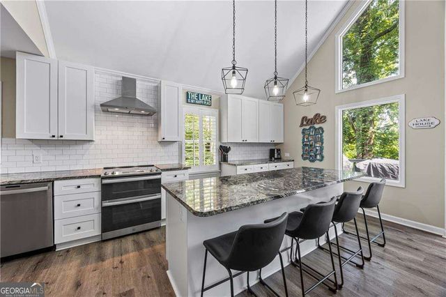 88 Toto Creek Drive W, Dawsonville, GA 30534