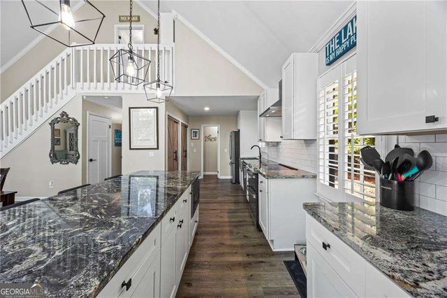 88 Toto Creek Drive W, Dawsonville, GA 30534