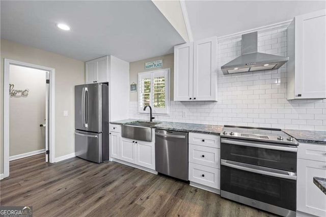 88 Toto Creek Drive W, Dawsonville, GA 30534