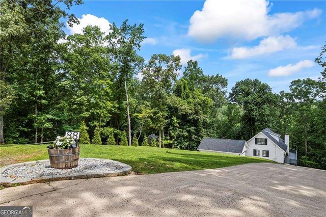 88 Toto Creek Drive W, Dawsonville, GA 30534