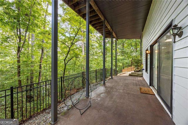 88 Toto Creek Drive W, Dawsonville, GA 30534