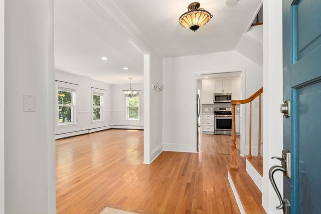 81 Brook Rd 81, Weston, MA 02493