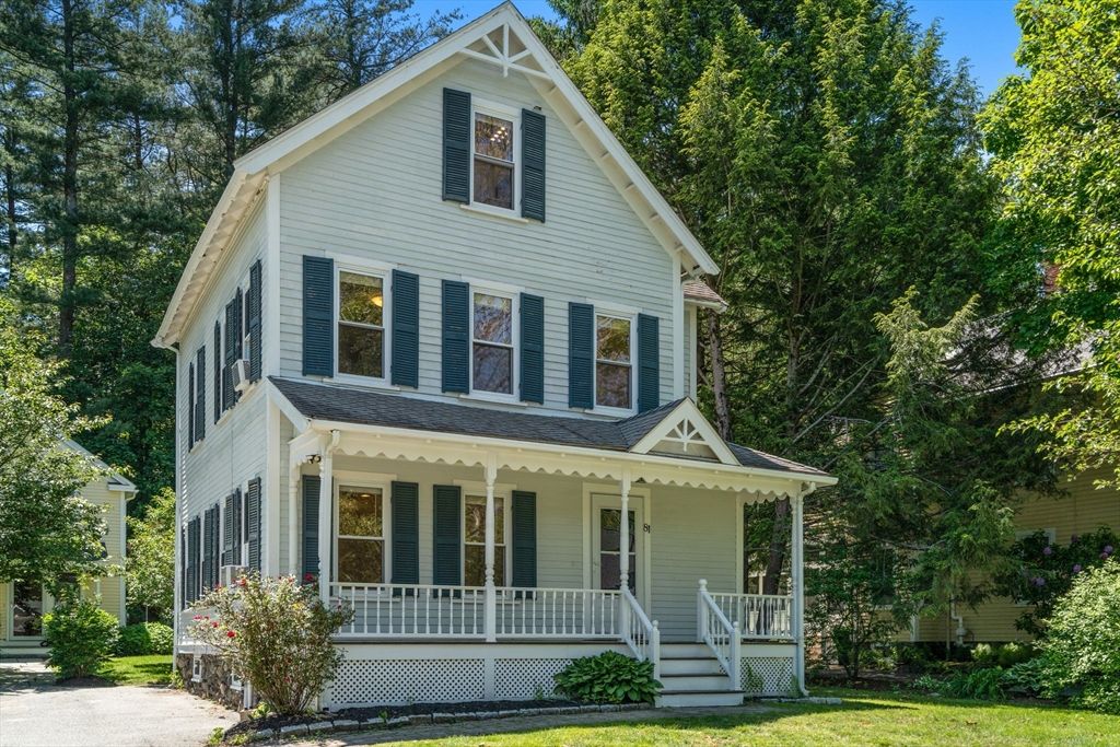 81 Brook Rd 81, Weston, MA 02493