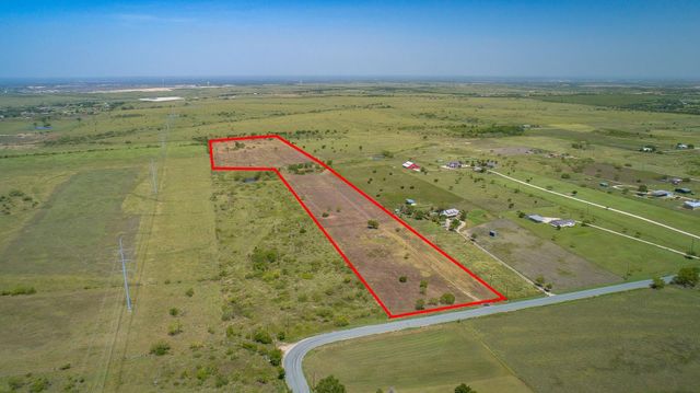 14512 Graef RD B, Creedmoor, TX 78610