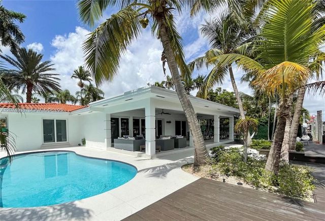 2341 Keystone Boulevard, North Miami, FL 33181