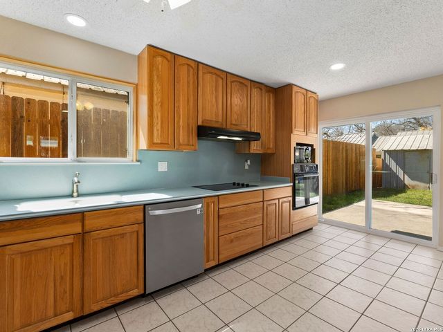 495 Mather, New Braunfels, TX 78130