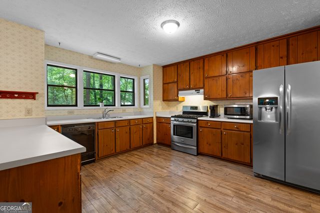 165 Felton Court, Fayetteville, GA 30214
