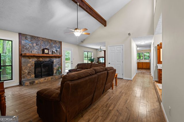 165 Felton Court, Fayetteville, GA 30214