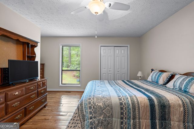165 Felton Court, Fayetteville, GA 30214