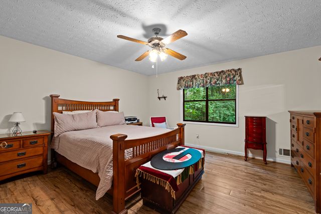 165 Felton Court, Fayetteville, GA 30214