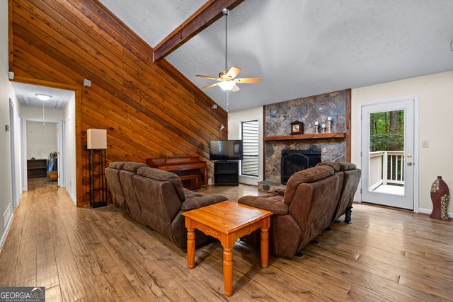 165 Felton Court, Fayetteville, GA 30214
