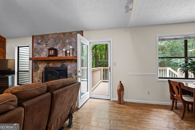 165 Felton Court, Fayetteville, GA 30214