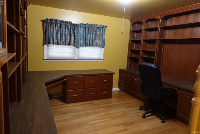 20 Highway 62 West Road, Mount Vernon, IN 47620