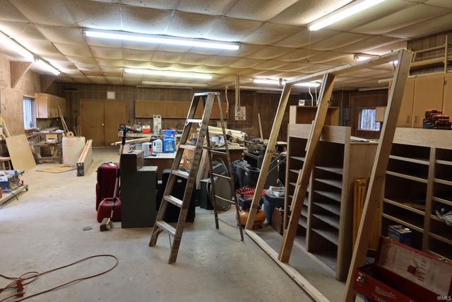 20 Highway 62 West Road, Mount Vernon, IN 47620