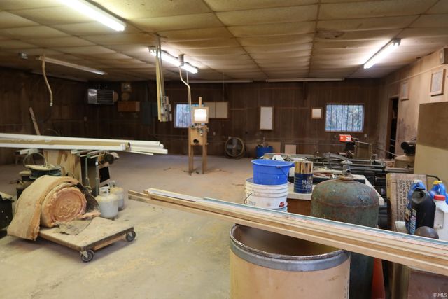 20 Highway 62 West Road, Mount Vernon, IN 47620