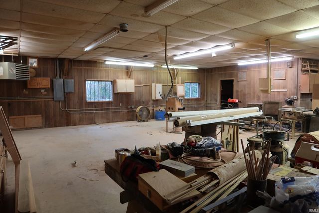 20 Highway 62 West Road, Mount Vernon, IN 47620