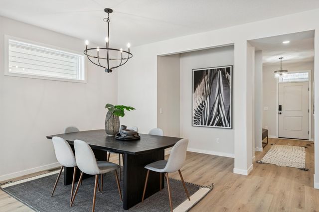 12439 Drayton Trail, Apple Valley, MN 55124