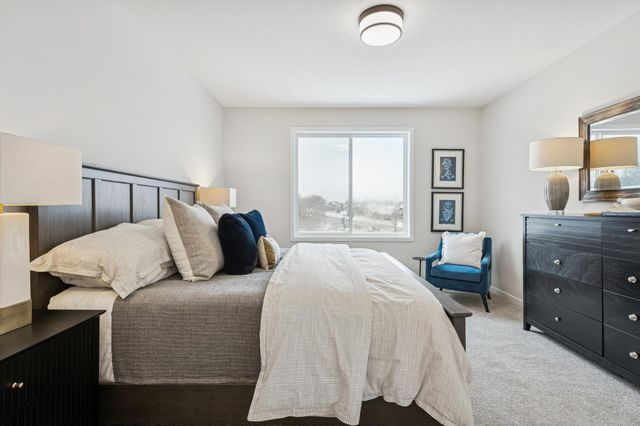 12439 Drayton Trail, Apple Valley, MN 55124