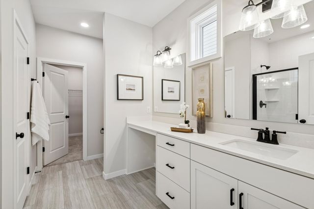 12439 Drayton Trail, Apple Valley, MN 55124