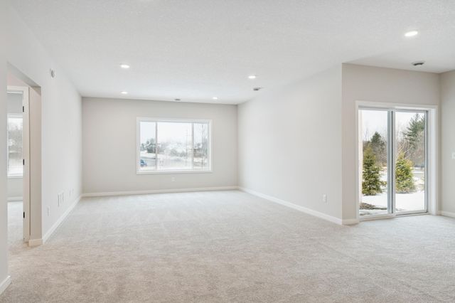 12439 Drayton Trail, Apple Valley, MN 55124