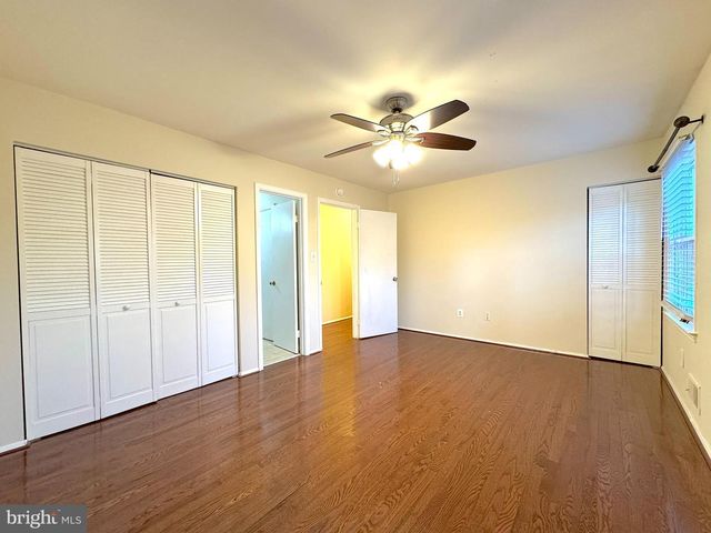 2404 ALBOT RD, Reston, VA 20191