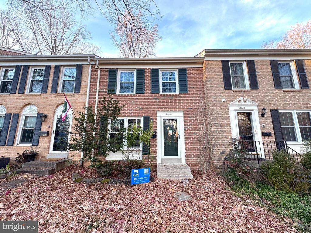 2404 ALBOT RD, Reston, VA 20191