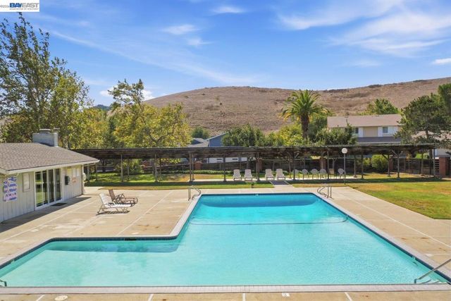 2451 Palmira Pl, San Ramon, CA 94583