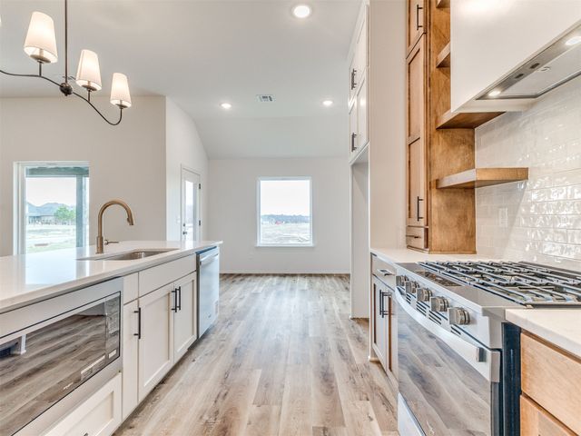 14739 S College Place, Bixby, OK 74008