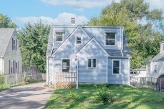 228 Highmoor Drive, Round Lake Park, IL 60073