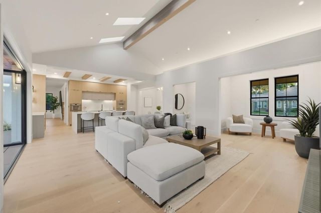 401 Dallas Drive, Campbell, CA 95008