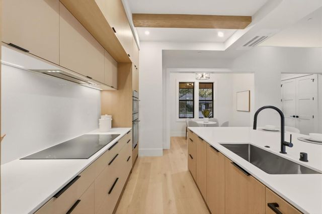 401 Dallas Drive, Campbell, CA 95008