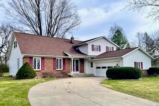 6743 Hickory Point Drive E, Portage City, MI 49024