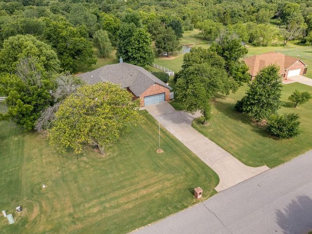 13101 Hedy Avenue, Newalla, OK 74857