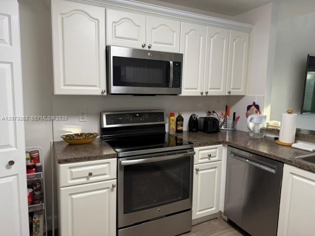 10225 SW 89th Street, Miami, FL 33176