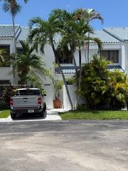 10225 SW 89th Street, Miami, FL 33176