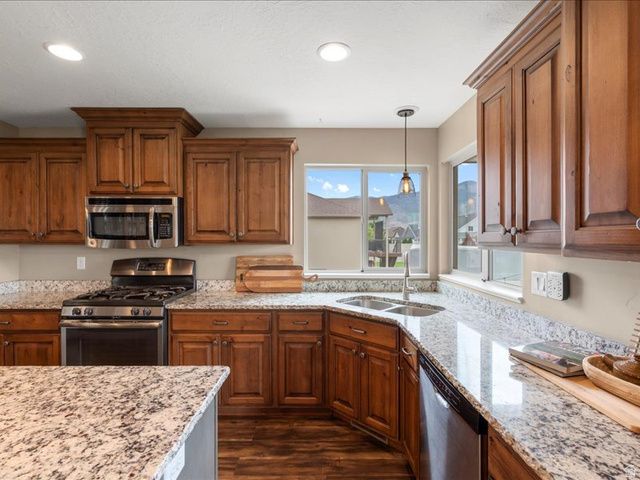 747 W 2775 N, Pleasant View, UT 84414