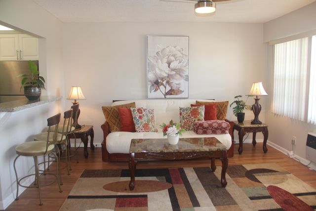 454 Fanshaw K, Boca Raton, FL 33434