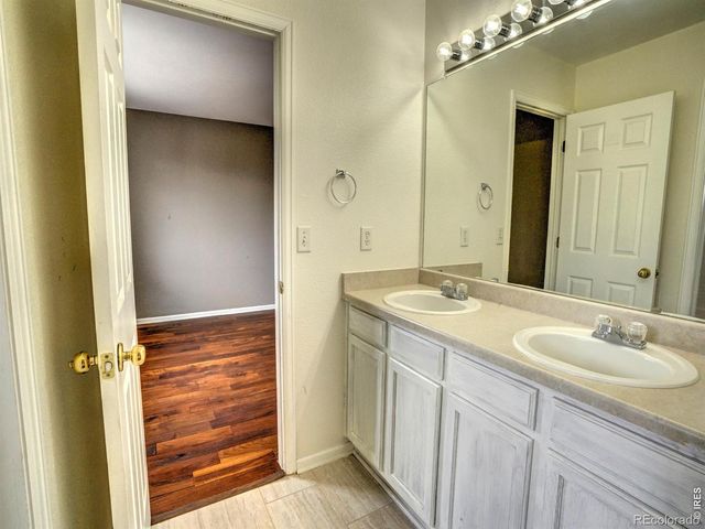 5869 Scenic Avenue, Longmont, CO 80504