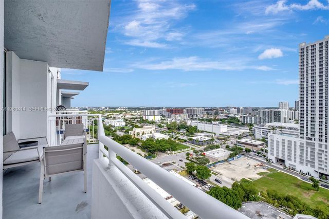 275 NE 18th St PH-09, Miami, FL 33132